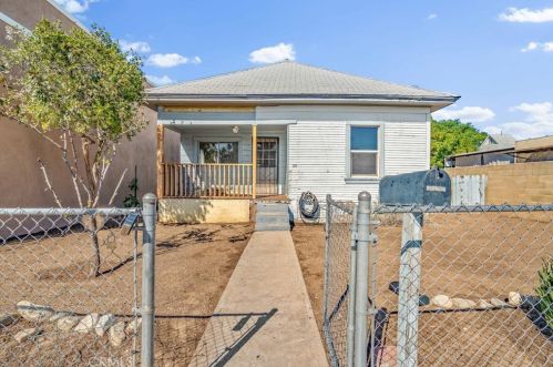 217 Stuart Ave, Redlands CA  92374-3367 exterior