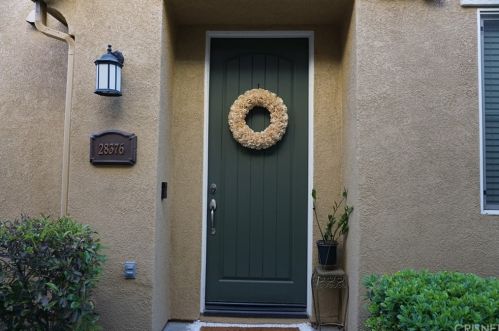 28376 Santa Rosa Ln, Santa Clarita, CA 91350-3246