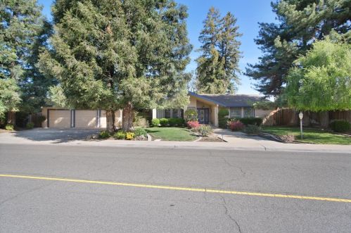 2007 Candlewood Pl, Riverbank, CA 95367-2174