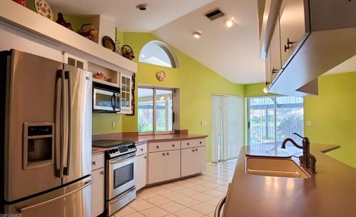 11422 Night Heron Dr, Naples, FL 34119-8853