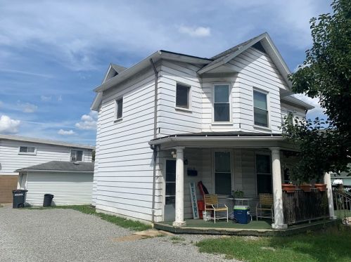 601 4th St, North Charleroi, PA 15022-2334
