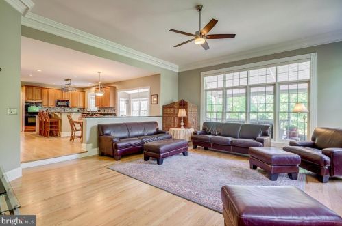 12664 Crabtree Falls Dr, Bristow VA  20136-2161 exterior