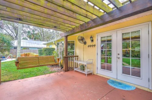 2666 10th Ave, Vero Beach FL  32960-5052 exterior