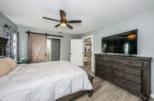5604 102nd Ave, Pinellas Park FL  33782-3306 exterior