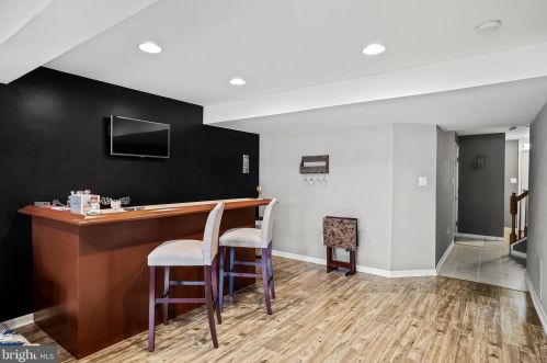 129 South Ave, Swedesboro NJ  08085-1693 exterior