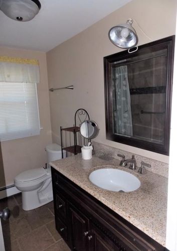 9 Woodlawn Ave, North Providence RI  02904-3710 exterior