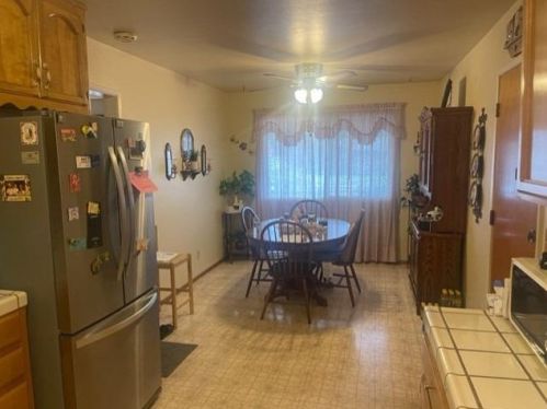 7012 Doris Ave, Winton CA  95388-9566 exterior