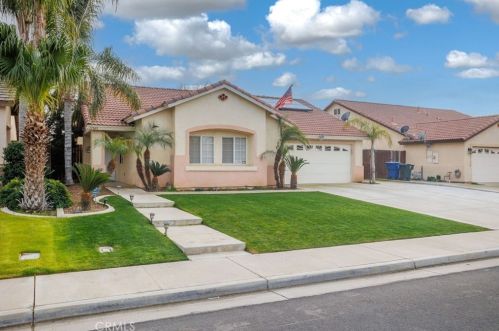 11909 Montague Ave, Bakersfield, CA 93312-6484