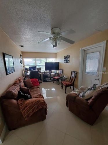 4051 Benson Ave, Saint Petersburg FL  exterior