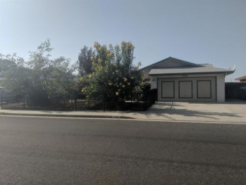 3560 Argyle Ave, Clovis, CA 93612-5824