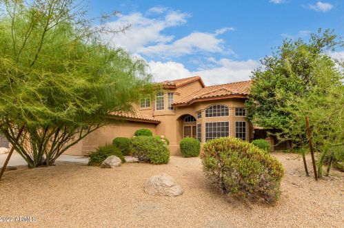 14023 27th Ct, Phoenix, AZ 85032-5647