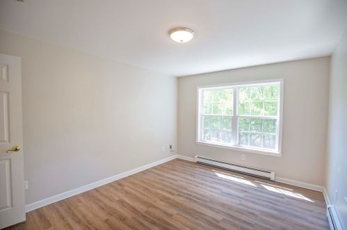 29 Theresa Ave, Salem NH  03079-3959 exterior