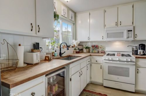 25661 Felicia Ave, Menifee CA  92586-2384 exterior