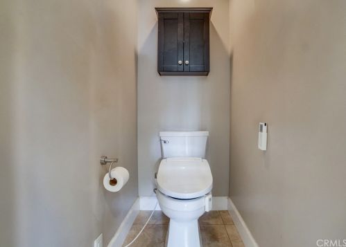 3753 Snowden Ave, Long Beach CA  90808-2226 exterior