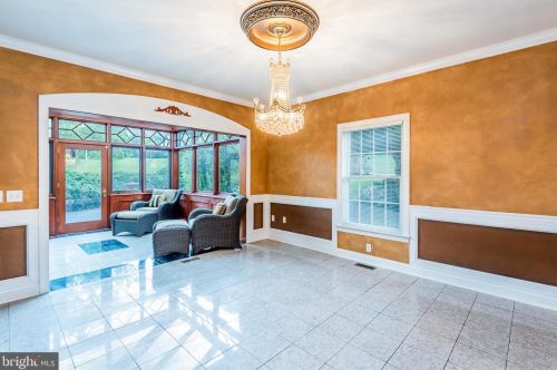 17 Westwind Dr, Lemoyne PA  17043-1233 exterior