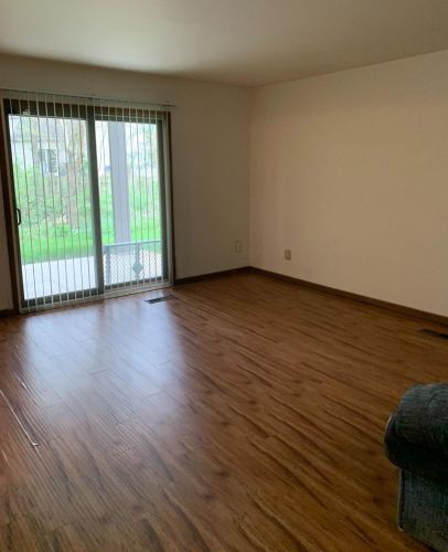 1280 Clifty Falls Ct, Valpo, IN 46385-6120