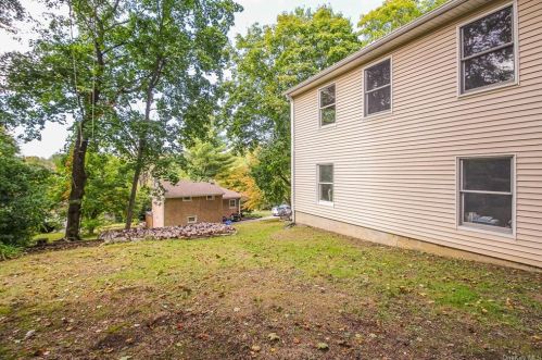 175 Ramona Ct, Yorktown Hgts NY  10598-3318 exterior