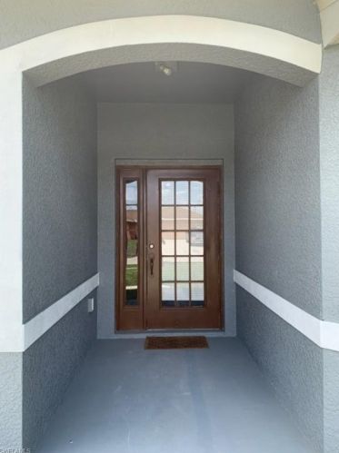 2701 7th St, Lehigh Acres, FL 33976-2515