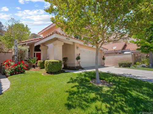 15764 Kenneth Pl, Santa Clarita, CA 91387-4400