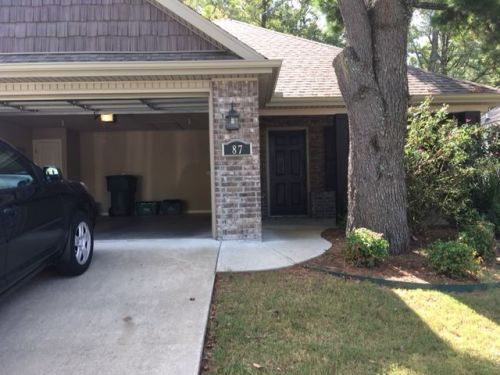 87 Madrid St, Fayetteville, AR 72703-3365