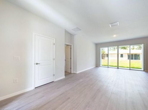 1414 6 Ave, Cape Coral FL  33909-0013 exterior