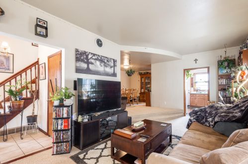 1124 57, Milwaukee WI 53214-3310 exterior