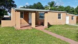 1835 126th St, Miami, FL 33167-2140