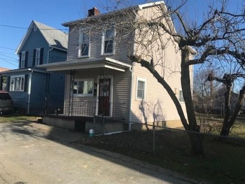 113 Leather St, Latrobe, PA 15650-1962