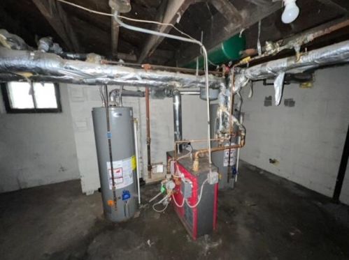 2144 49, Milwaukee WI 53208-1106 exterior