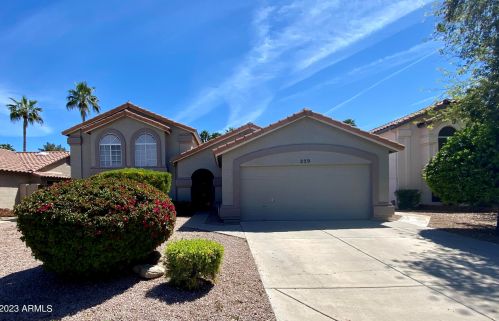 239 Westport Dr, Gilbert AZ  85234-6012 exterior