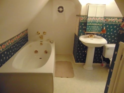 141 Hosfelt Rd, South Connellsville, PA 15425-6407