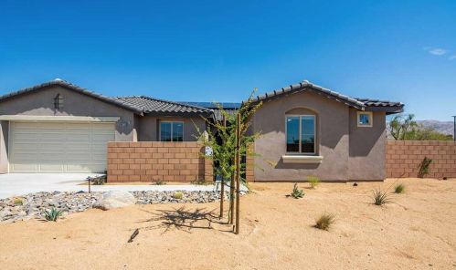 66295 Lantana Ln, Desert Hot Springs, CA 92240-8110