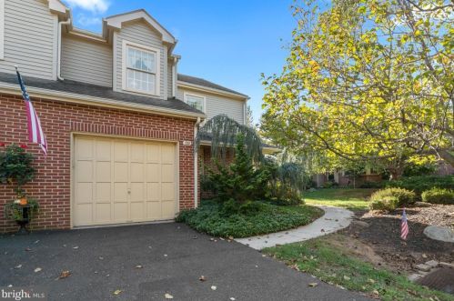 253 Towyn Ct, Prospectville, PA 19002-2040