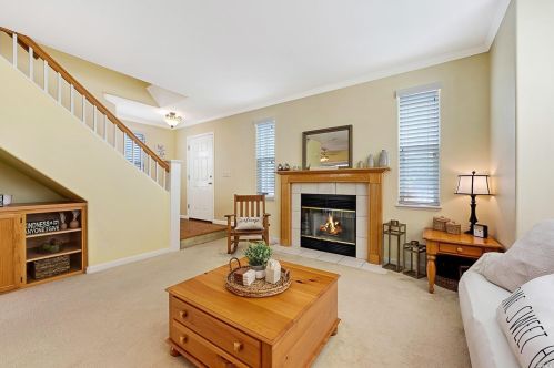 2401 Waltzer Rd, Santa Rosa, CA 95403-1868