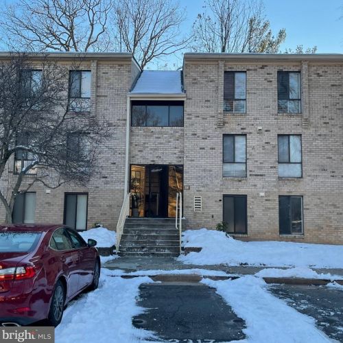 2317 Freetown Ct, Herndon, VA 20191-1776