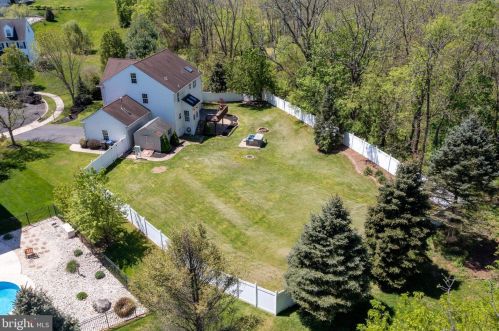 50 Ashley Cir, Gilbertsville PA  19525-8876 exterior