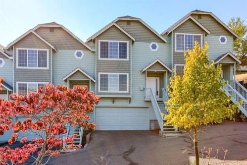 579 Scenic Dr, Ashland, OR 97520-1587