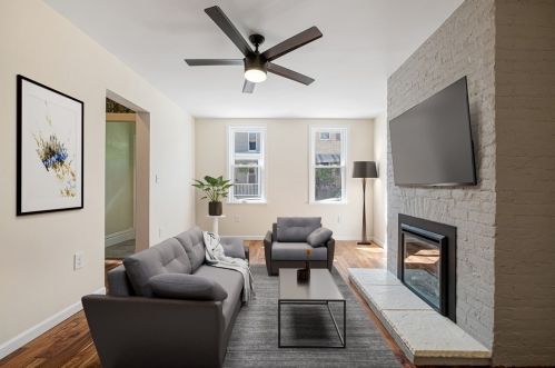 459 Pearl St, Pittsburgh, PA 15224-1942