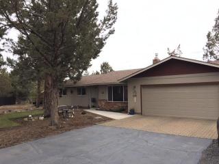 20855 King Hezekiah Way, Bend, OR 97702-2848