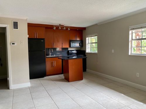 2505 Central Blvd, Orlando, FL 32803-6138