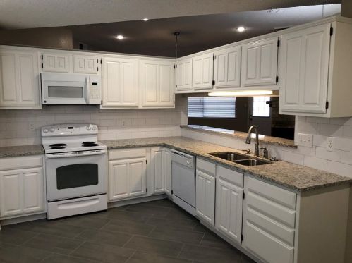 2406 Nettle Ln, Euless TX  76039-8014 exterior