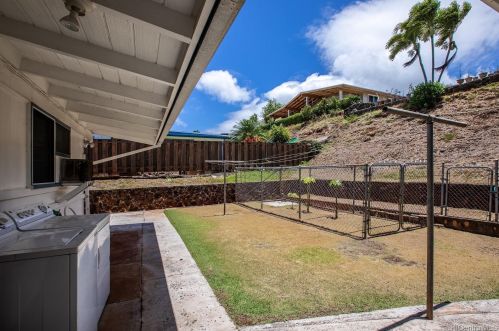 98-1260 Mahipua St, Aiea HI  96701-3433 exterior