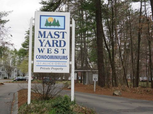 37 Alice Dr, Concord NH  03303-2035 exterior