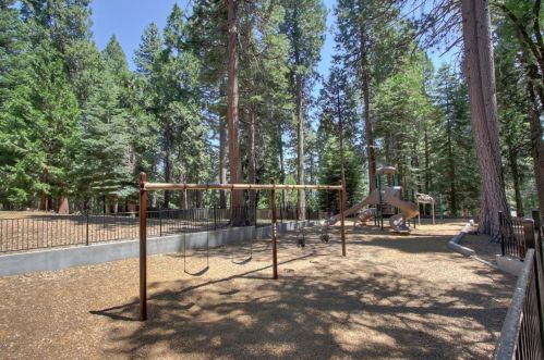 3848 Gold Ridge Trl, Pacific House CA  95726-9740 exterior