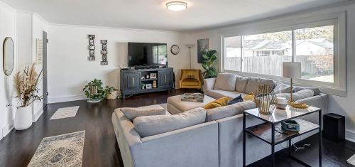 179 High St, London OH  43140-1315 exterior