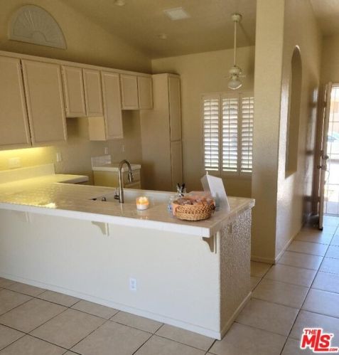 46074 Jasmine Ln, Indio, CA 92201-5286