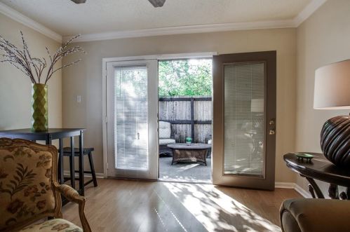 5312 Columbia Ave, Dallas, TX 75214-5115