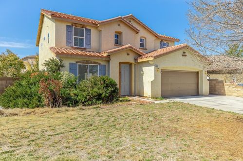 43635 Dana Dr, Lancaster, CA 93535-6150