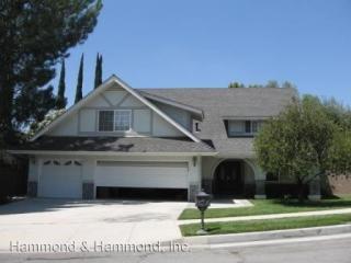 5311 Edgeware Dr, Calabasas CA  91301-2320 exterior