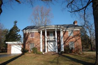 115 Wakefield Dr, Campbellsville, KY 42718-8926